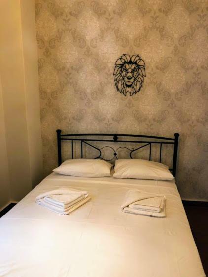 Coco Deluxe Apartment City Center Of Heraklion Exteriör bild