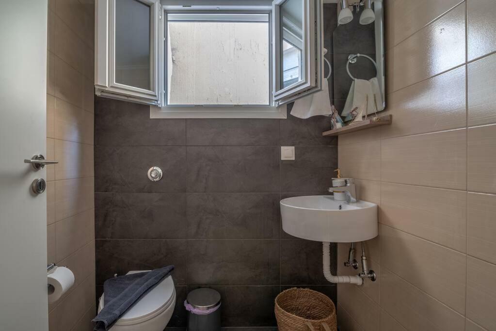 Coco Deluxe Apartment City Center Of Heraklion Exteriör bild